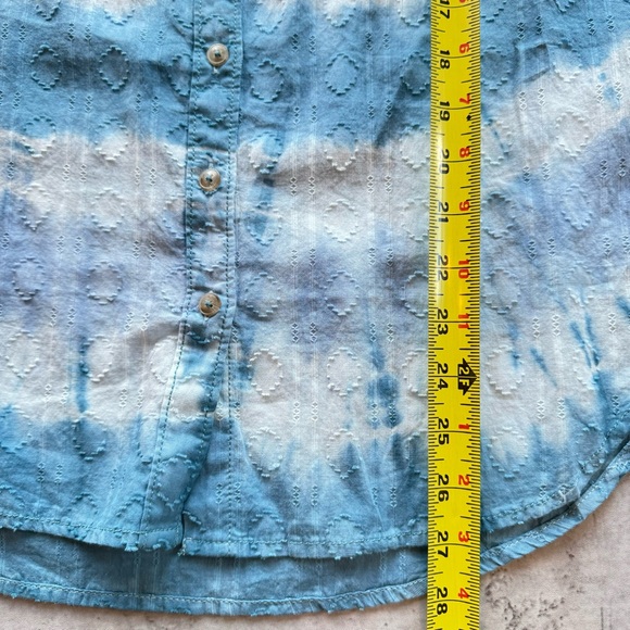 NWT Anthropologie Pilcro Janesse Tie Dye Blue Buttondown Shirt, Small - Picture 11 of 11